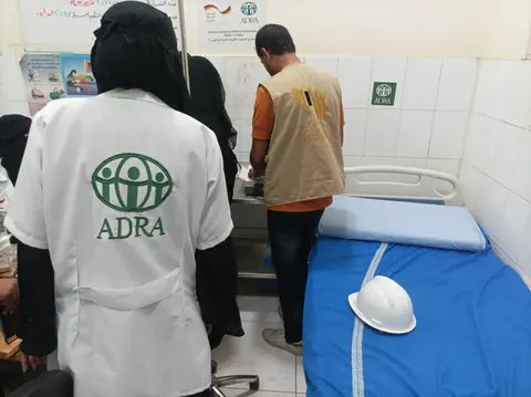 التركيب والتدريب في مركز الأمومة والطفولة جعار، مديرية خنفر، أبين